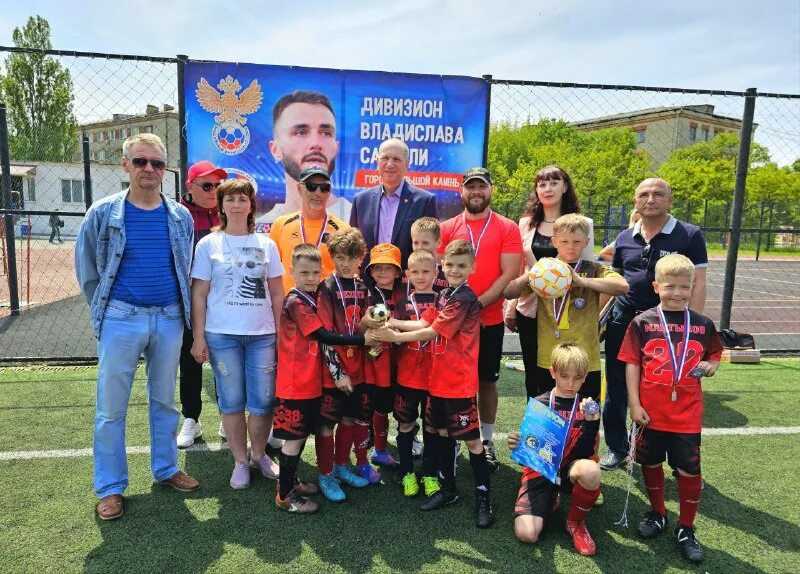 Такси большой камень: номера телефонов и рейтинг перевозчиков