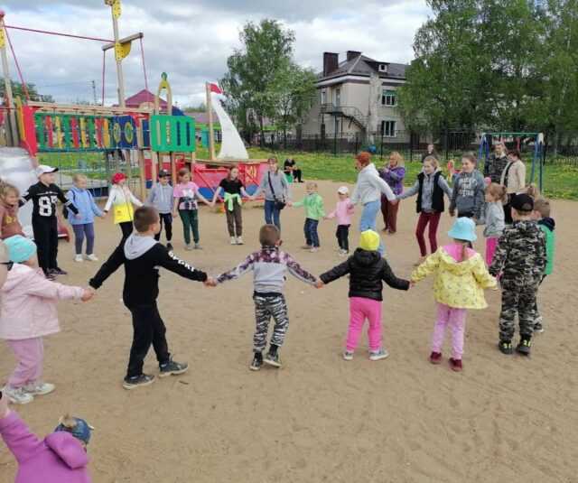 Такси старица: номера телефонов и рейтинг перевозчиков